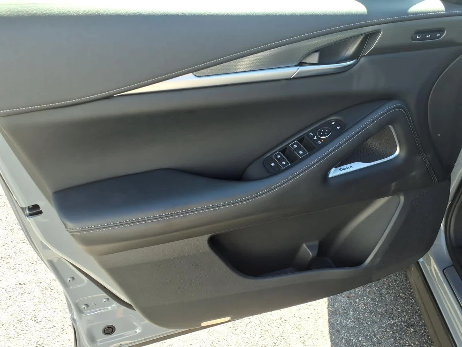 Certified Used 2026 Harbor Gray INFINITI LUXE image 10