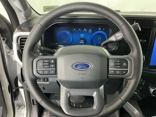 New 2026 Star White Metallic Tri-Coat Ford Lariat image 21