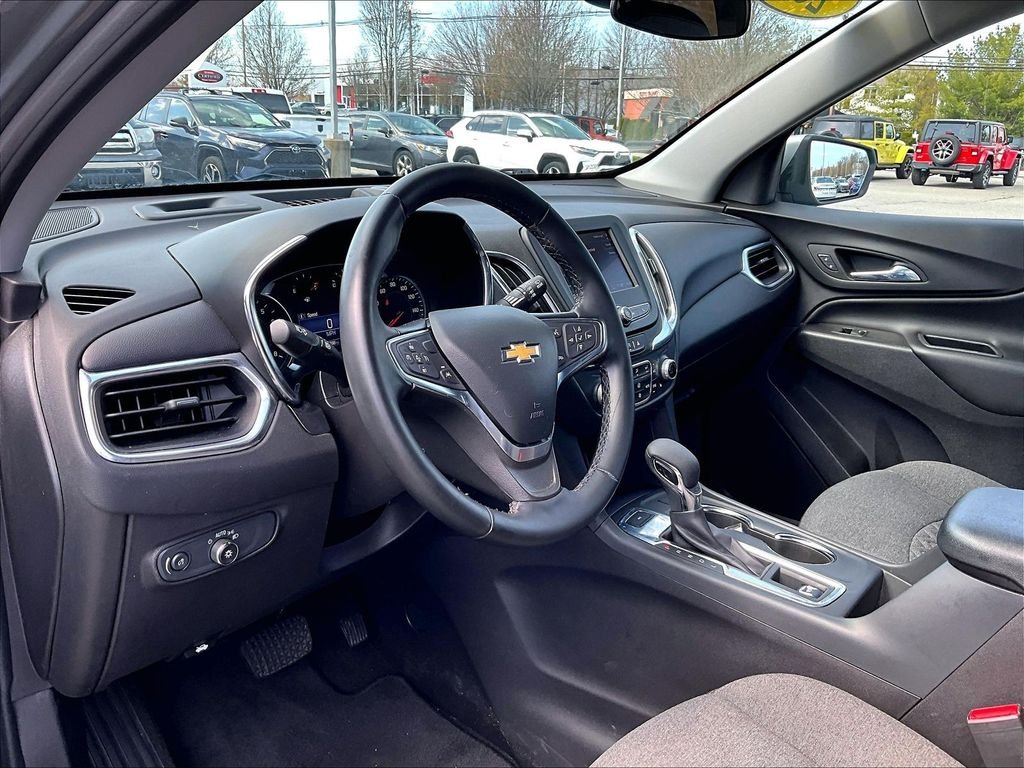 Used 2024 Gray Chevrolet LT image 8