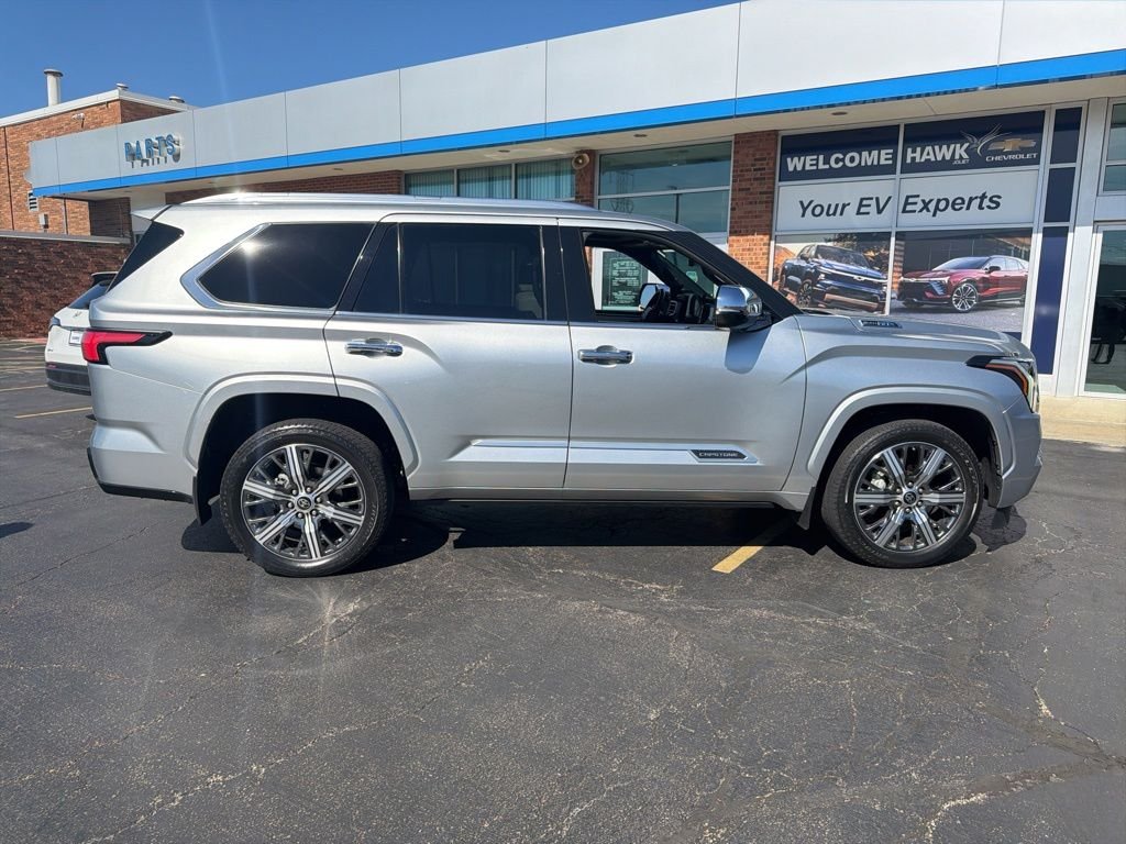 Used 2023 Silver Toyota Capstone image 6