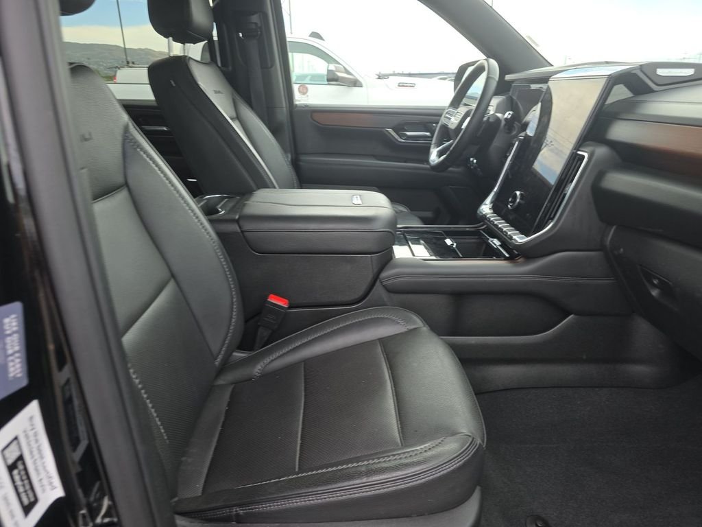 Used 2025 Black GMC Denali image 7
