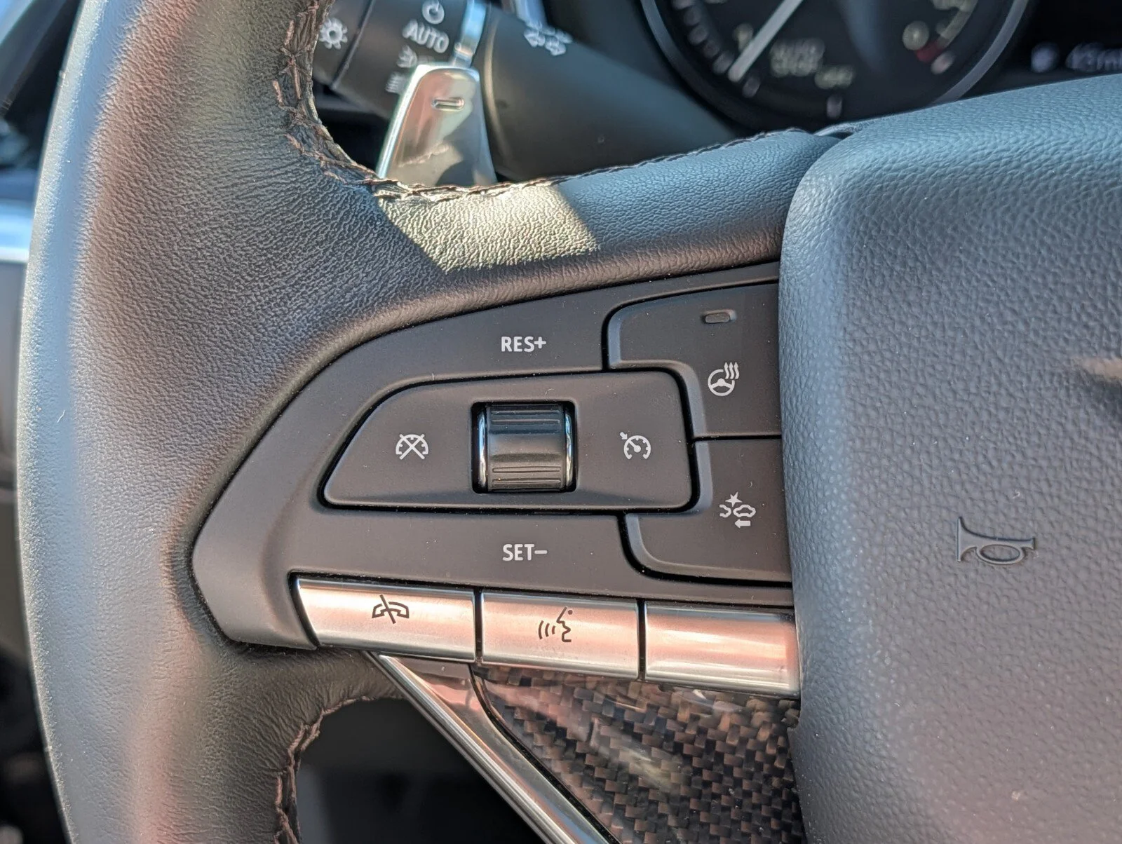 2023 Cadillac XT6 Sport - Photo 38
