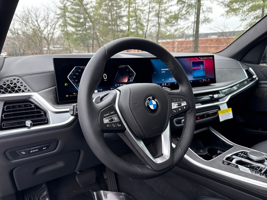 New 2026 Black BMW xDrive40i image 13