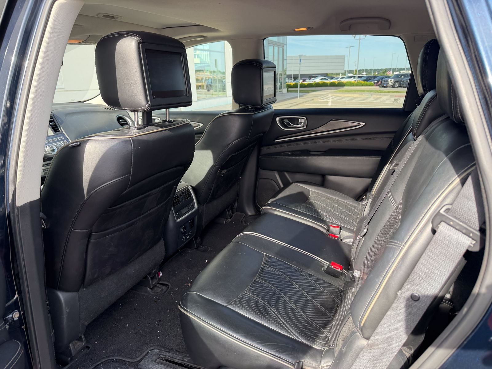 Used 2017 Blue INFINITI Base image 5