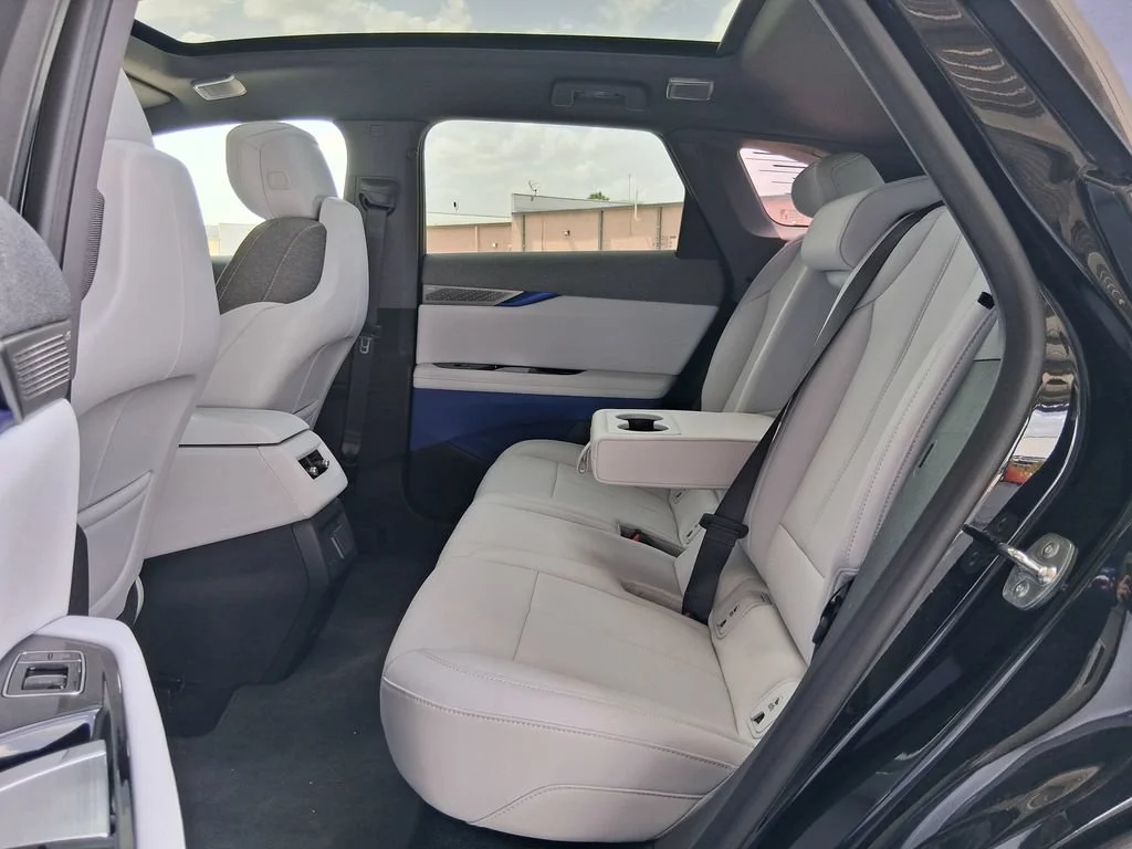 2025 Cadillac OPTIQ Luxury 1 - Photo 25