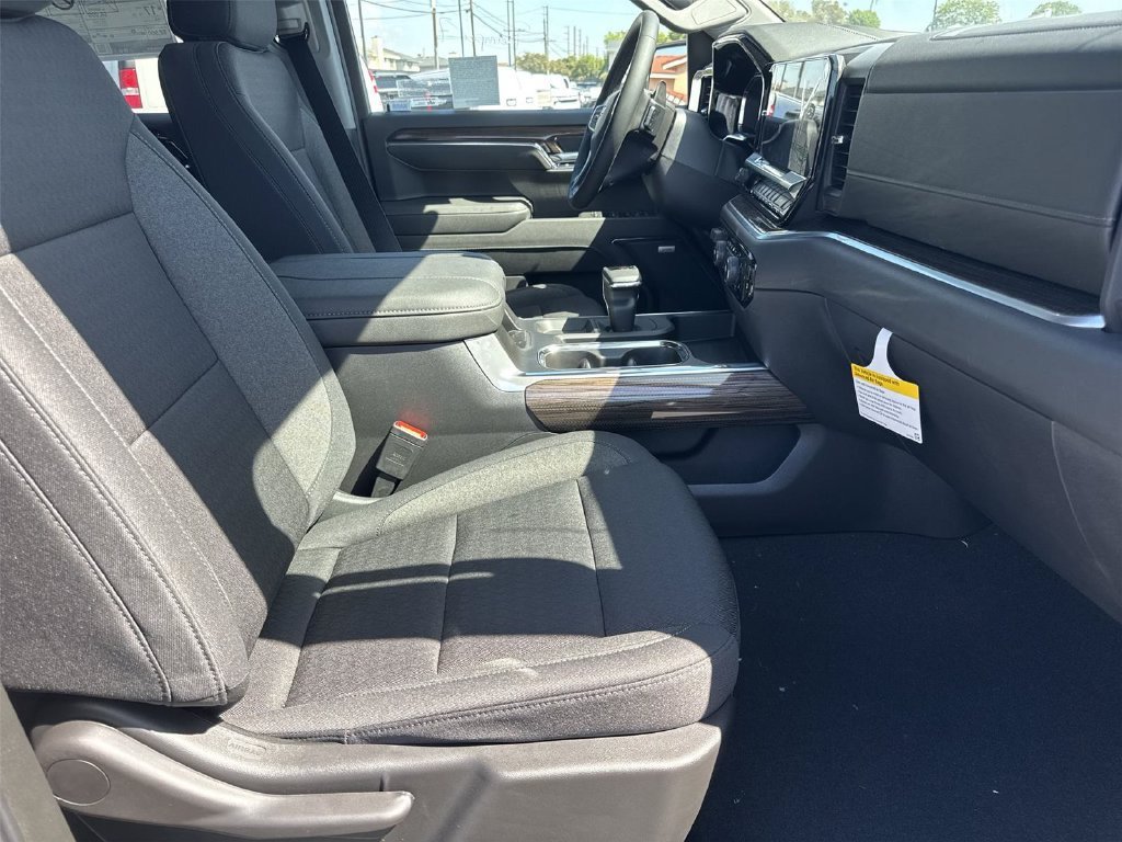 2026 Chevrolet Silverado 1500 RST - Photo 33