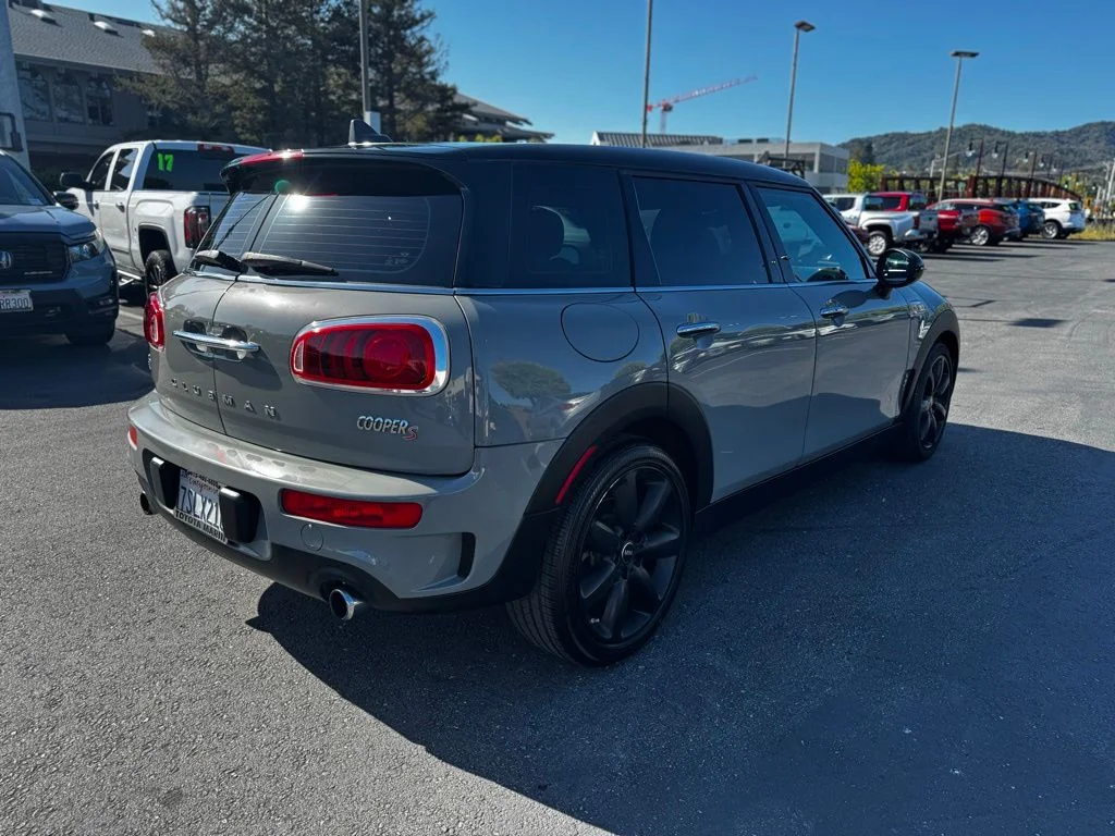 Used 2016 Gray MINI Clubman image 6