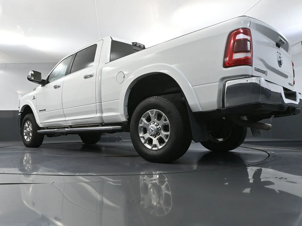 Used 2022 White Ram Laramie image 51