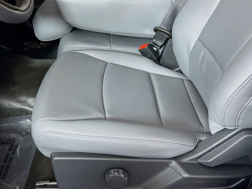 New 2026 Oxford White Ford XL image 20
