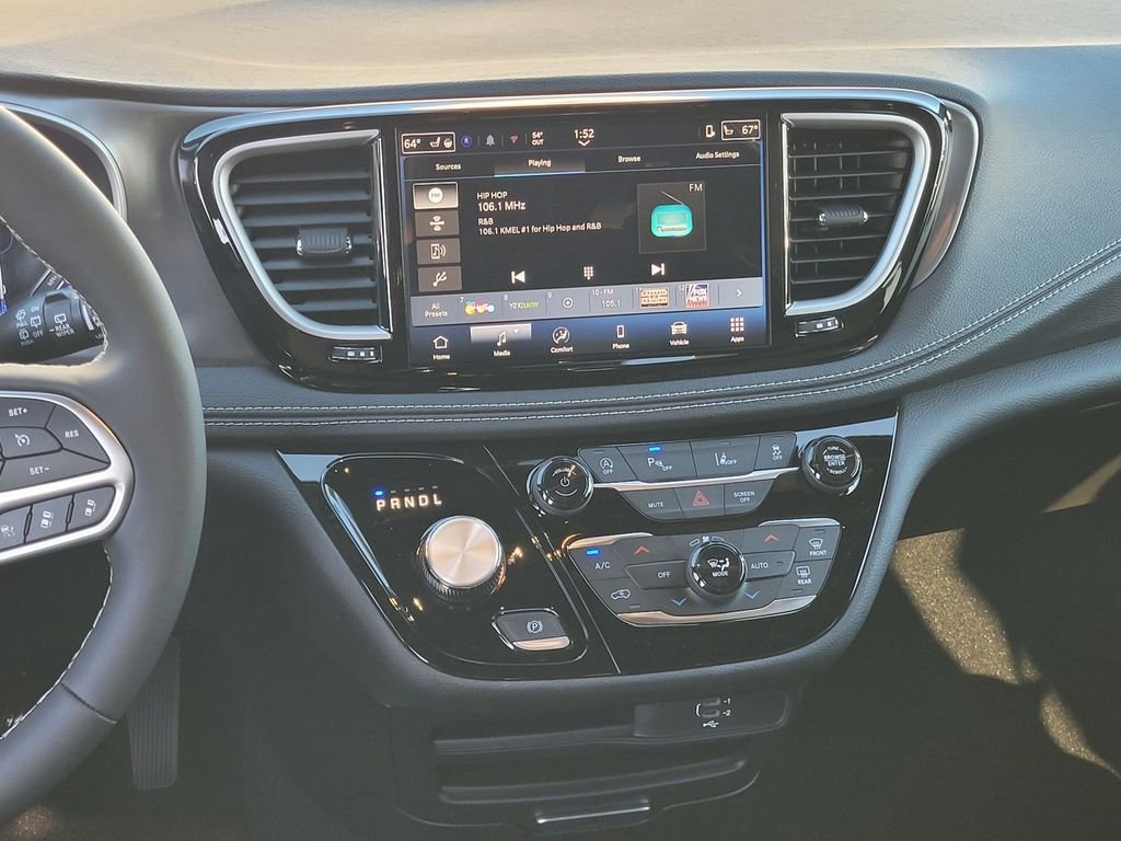2026 Chrysler Pacifica Select - Photo 7