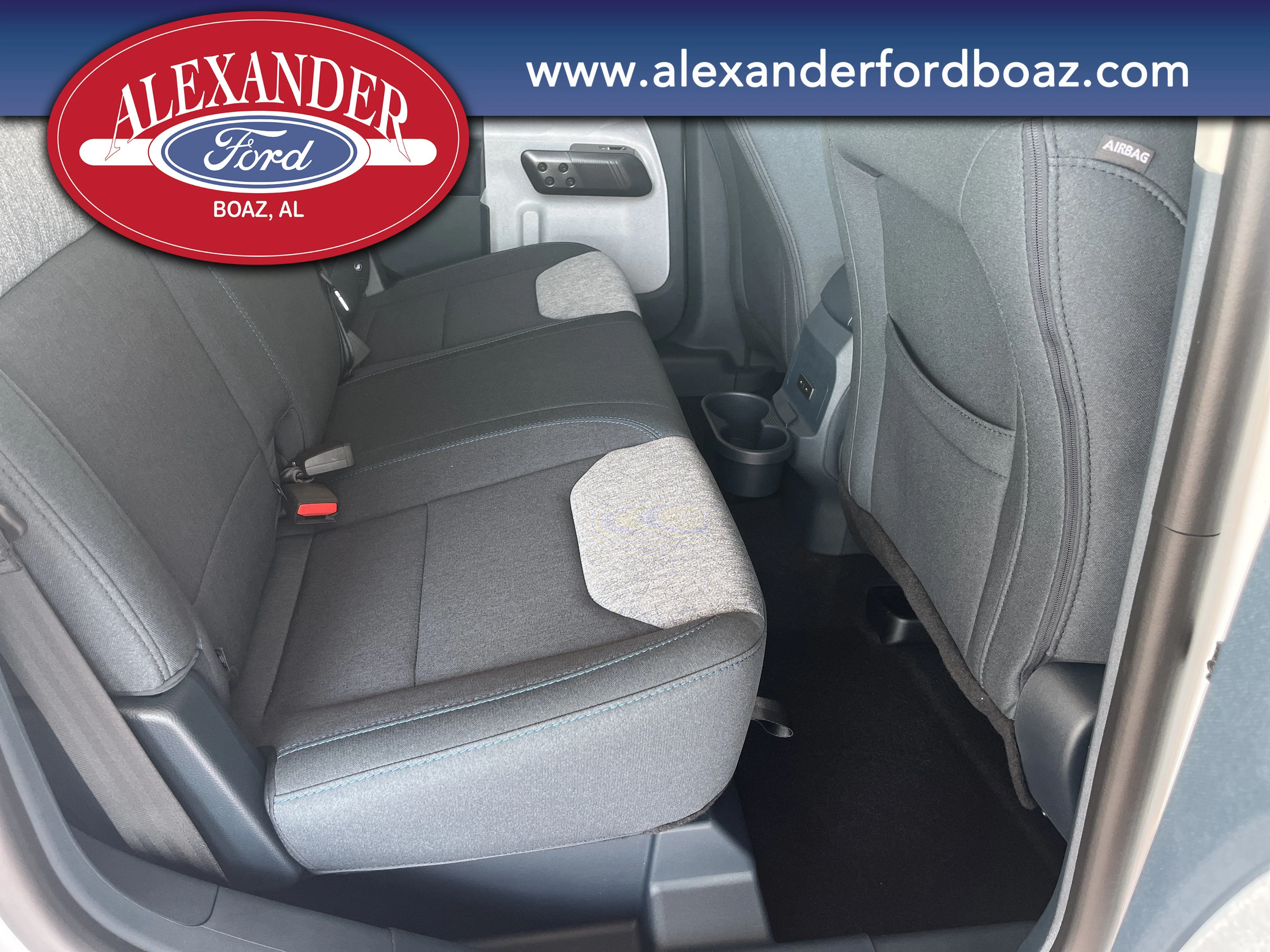 New 2026 Oxford White Ford XLT image 18