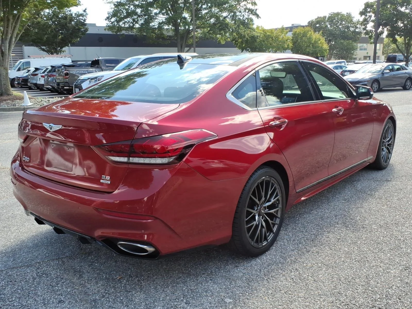 Used 2020 Havana Red Genesis 3.8L image 8