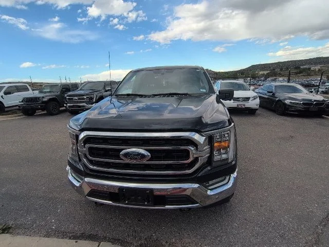 Used 2022 Blue Ford XLT image 2