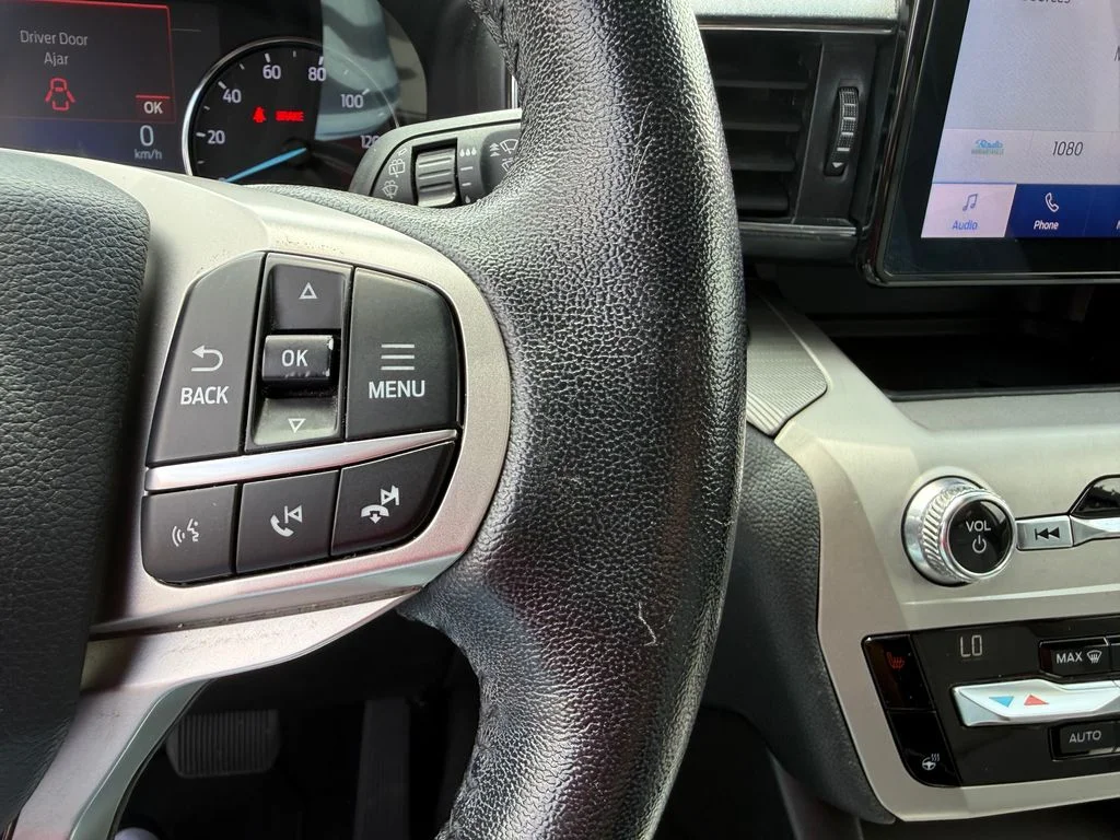 Used 2021 Silver Ford XLT image 17