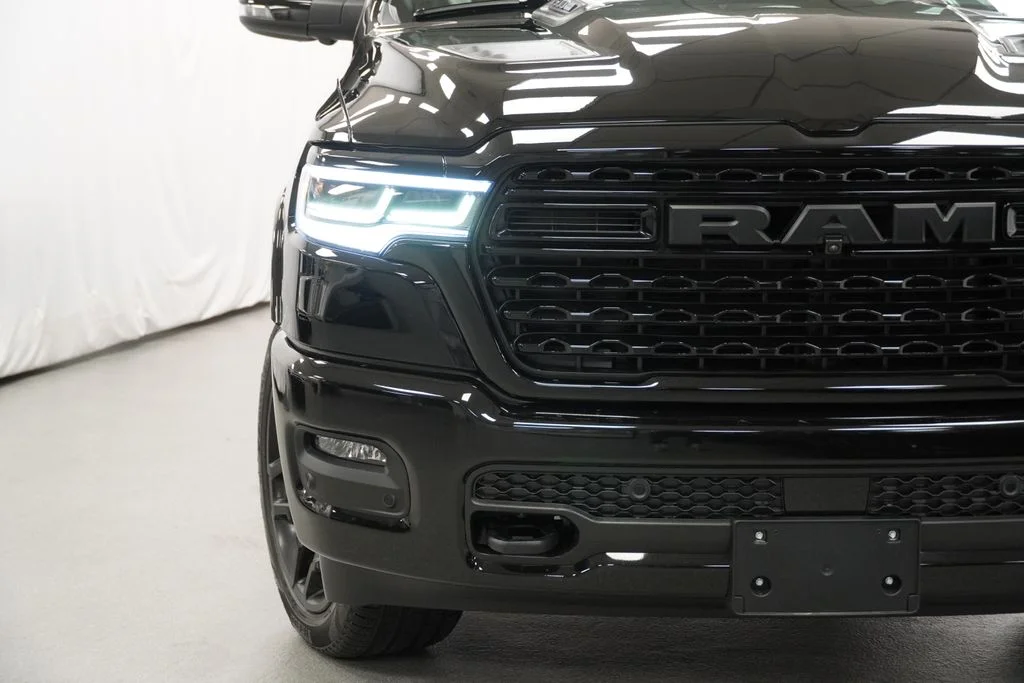 New 2026 Diamond Black Crystal Pearl-Coat Exterior Paint RAM Limited image 6