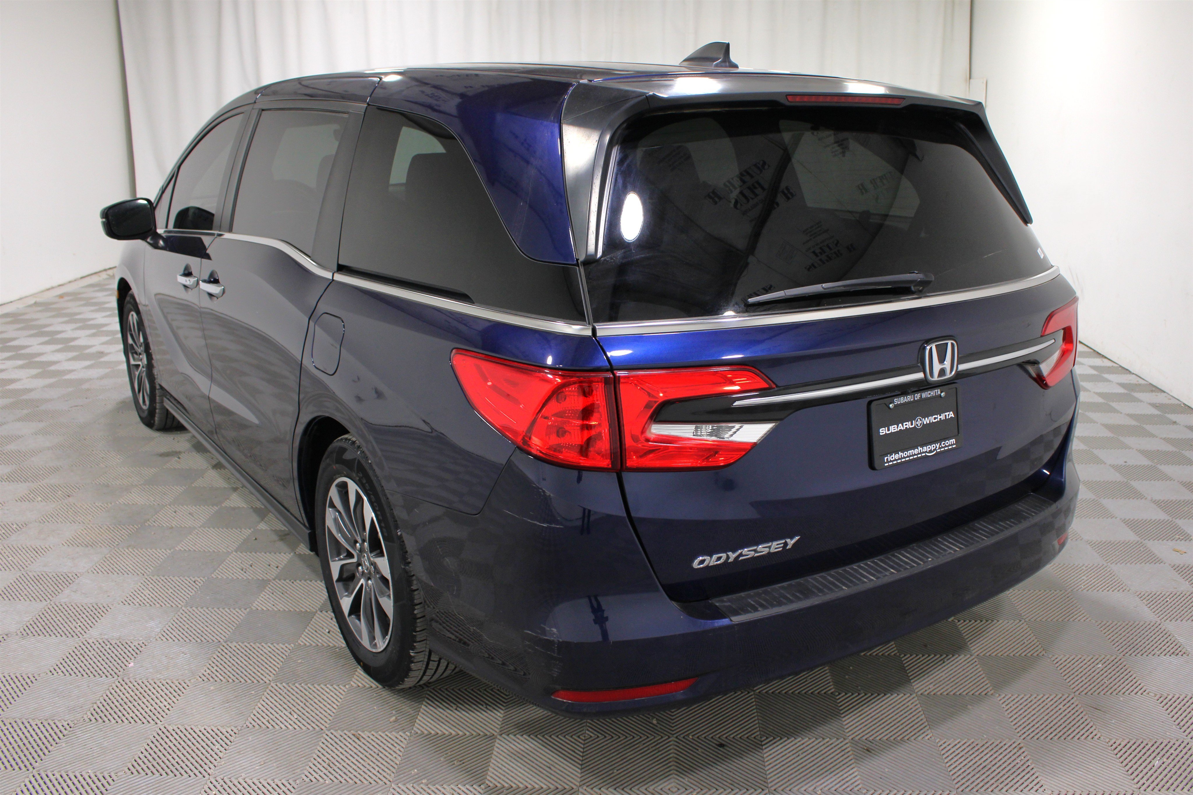 Used 2024 Blue Honda EX-L image 32