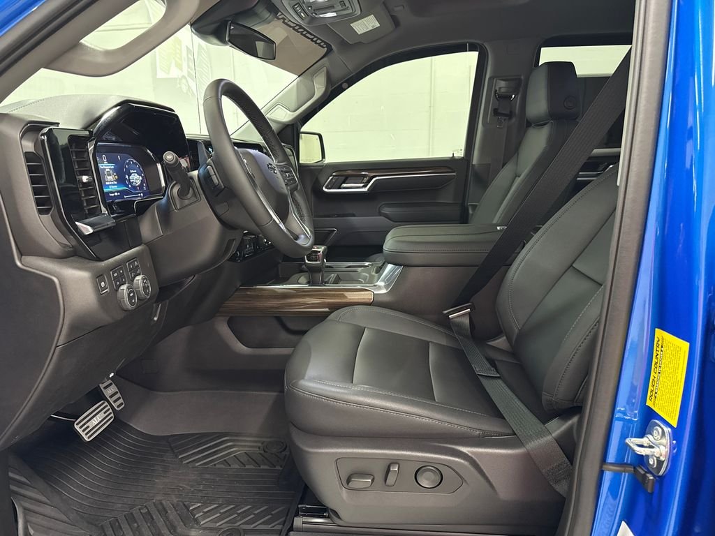 2025 Chevrolet Silverado 1500 RST - Photo 14