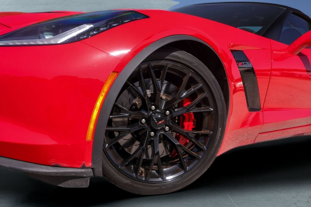 Used 2016 TORCH RED Chevrolet Z06 1LZ image 4