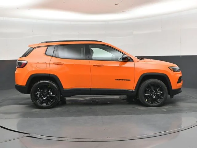 New 2026 Joose Exterior Paint Jeep Latitude image 2