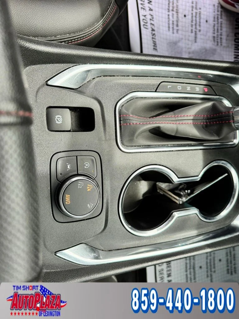 Used 2023 White Chevrolet RS image 31