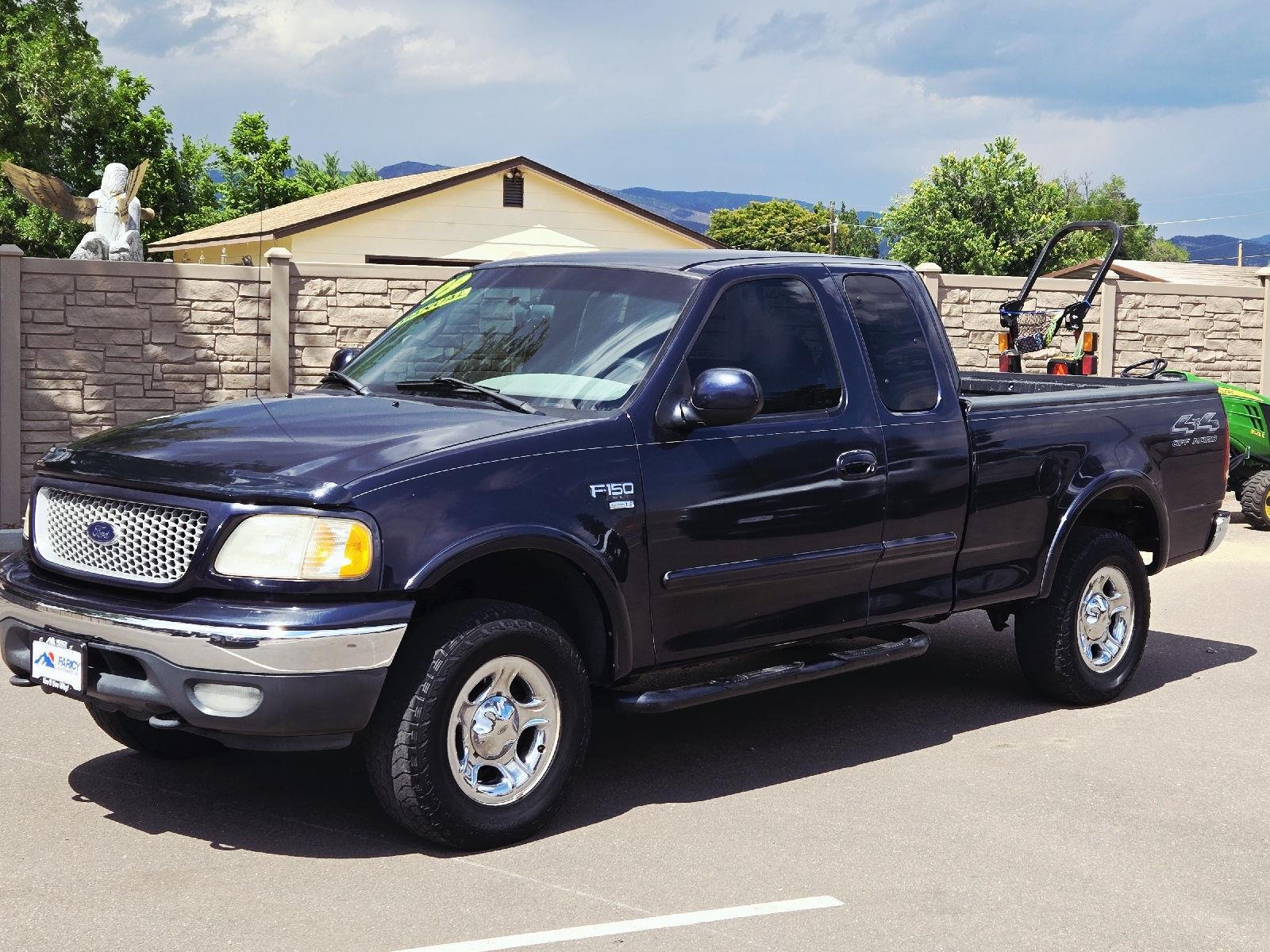 Used 1999 BLUE Ford Lariat image 1