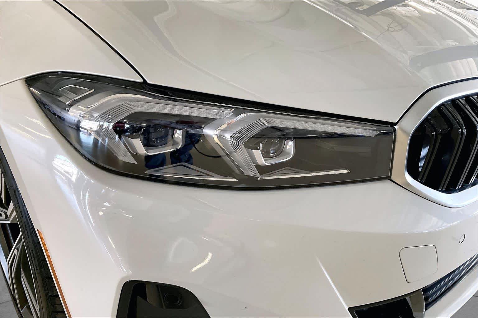 Certified Used 2023 Mineral White Metallic BMW 330i xDrive image 25