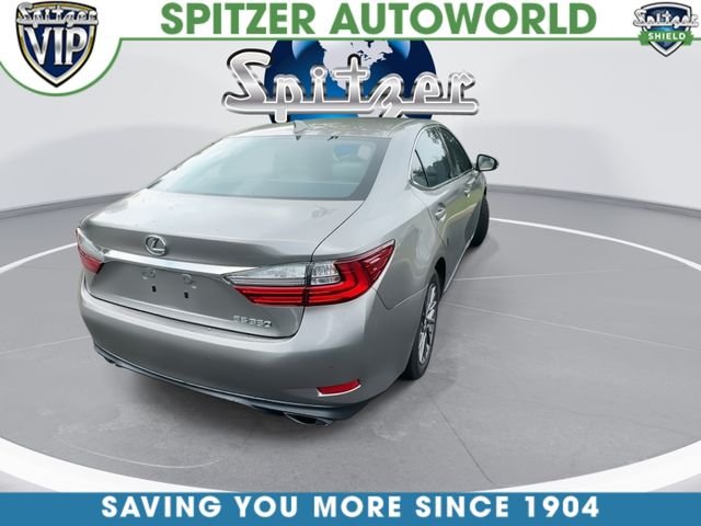 Used 2018 Silver Lexus 350 image 9