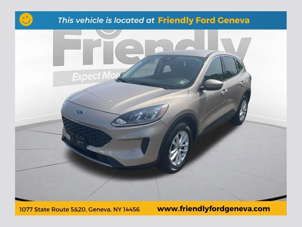 Used 2021 Gold Ford SE image 1