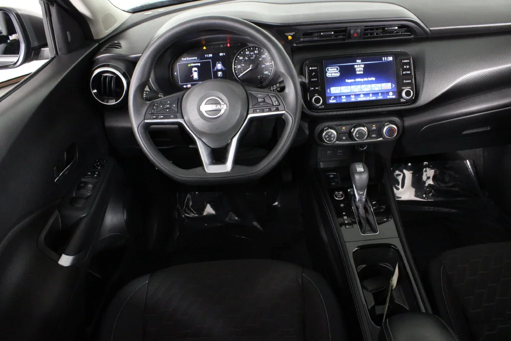 2023 Nissan Kicks SV - Photo 7