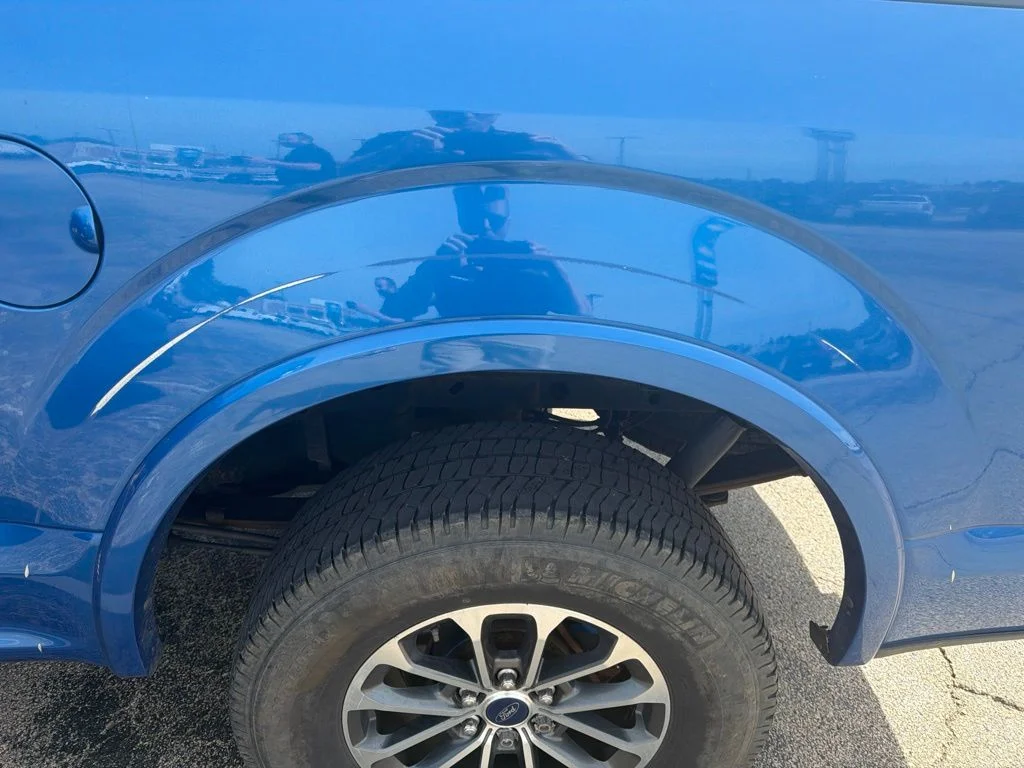 Used 2015 Blue Ford XLT image 6