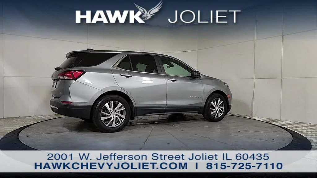 Used 2024 Gray Chevrolet LT image 7