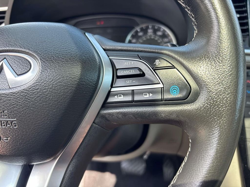 Certified Used 2023 Gray INFINITI LUXE image 21