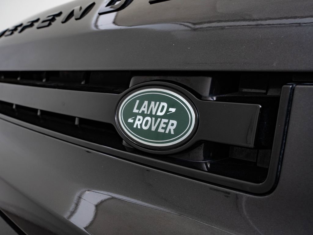 Used 2023 Carpathian Gray Premium Metallic Land Rover V8 image 3