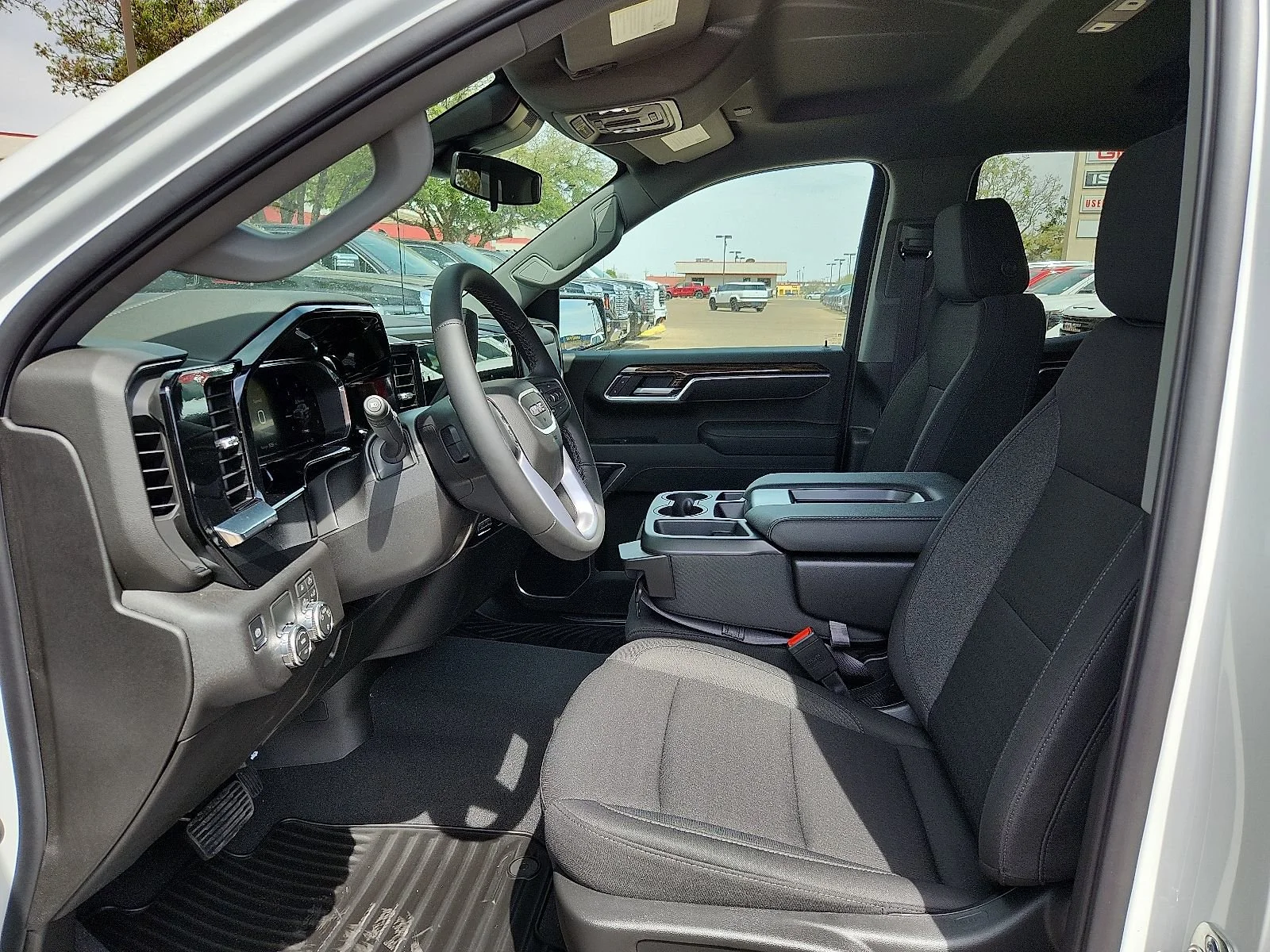 2026 GMC Sierra 1500 SLE - Photo 9