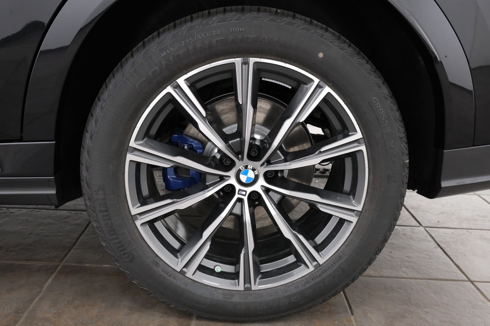 New 2027 Black Sapphire Metallic BMW xDrive40i image 59