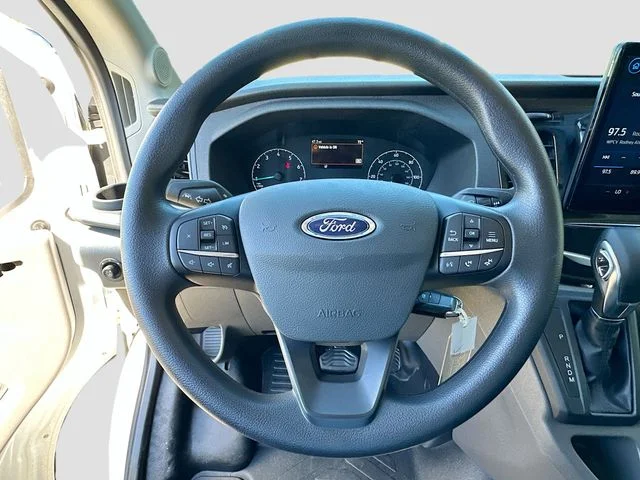 New 2025 Oxford White Ford Base image 7