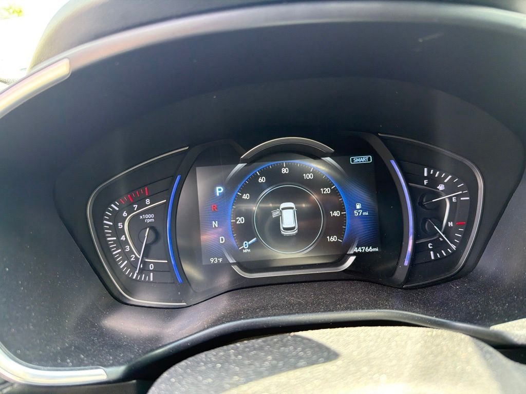 Used 2020 Red Hyundai Limited image 1