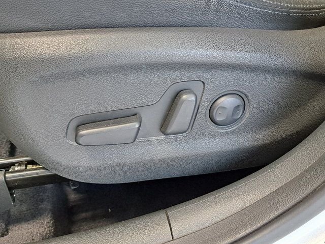 Used 2018 Silver Hyundai Limited image 24