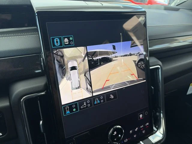 New 2026 White GMC Elevation image 22