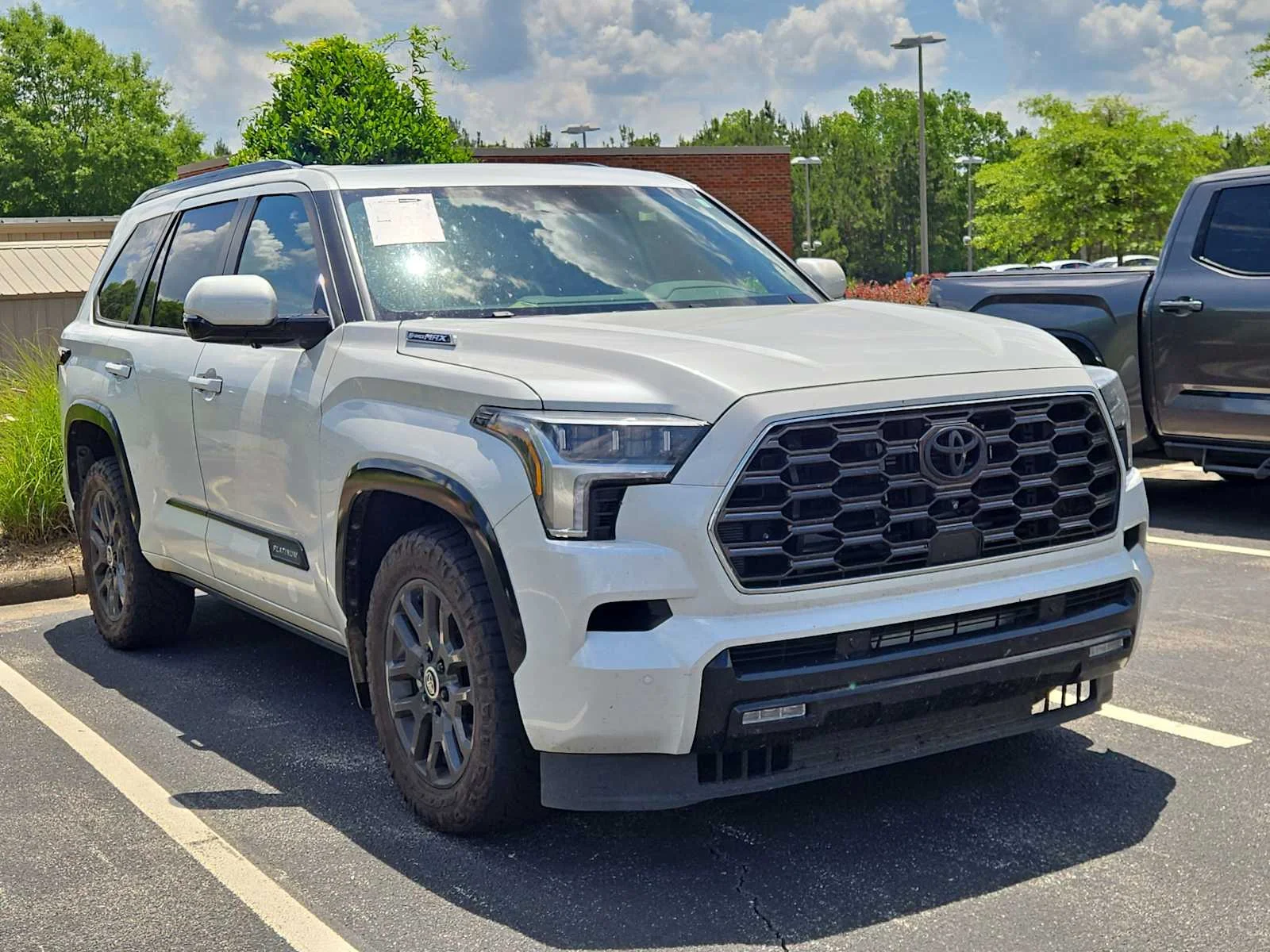 2024 Toyota Sequoia Platinum 4WD i-FORCE MAX Hybrid's photo