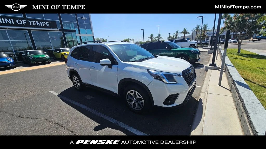 2022 Subaru Forester Premium's photo
