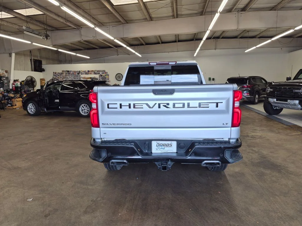 Used 2019 Silver Ice Metallic Chevrolet LT Trail Boss image 6