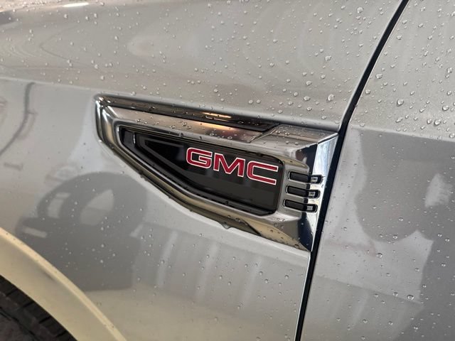2026 GMC Yukon AT4 - Photo 30
