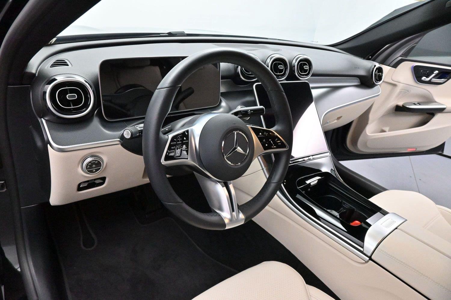 Used 2025 Black Mercedes-Benz C 300 image 16