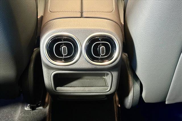 New 2026 Polar White Mercedes-Benz GLC 300 image 53