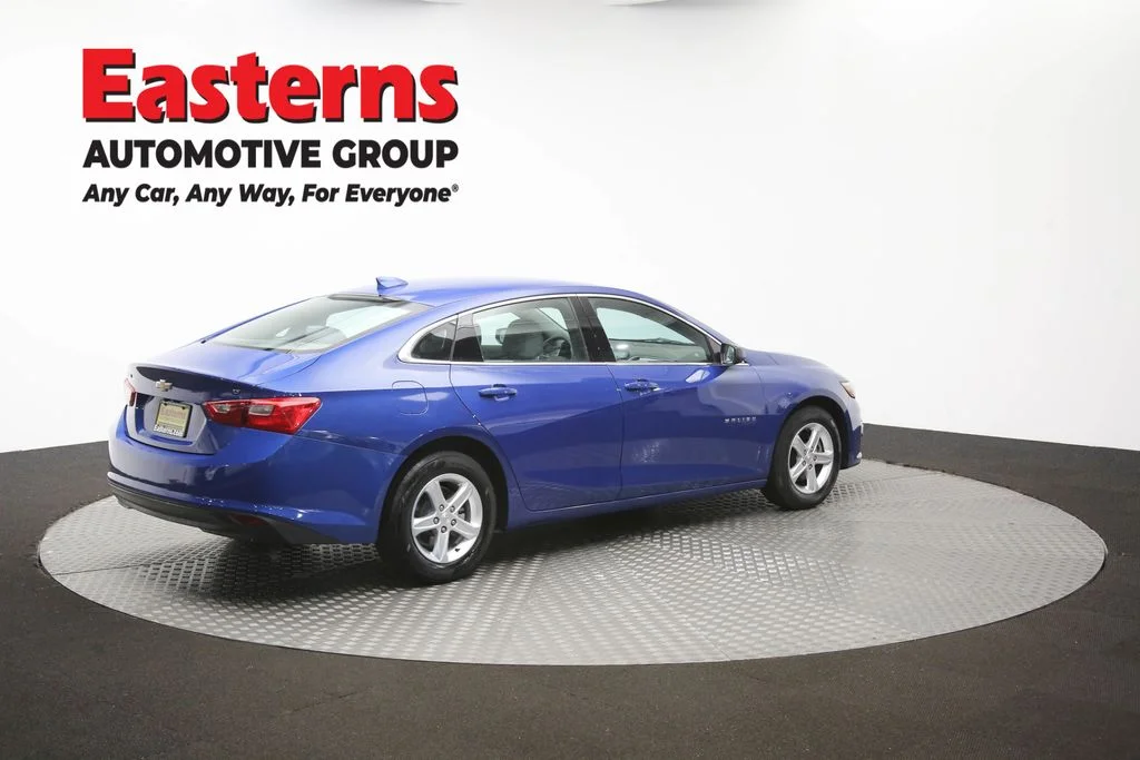 Used 2023 Blue Chevrolet LT image 41