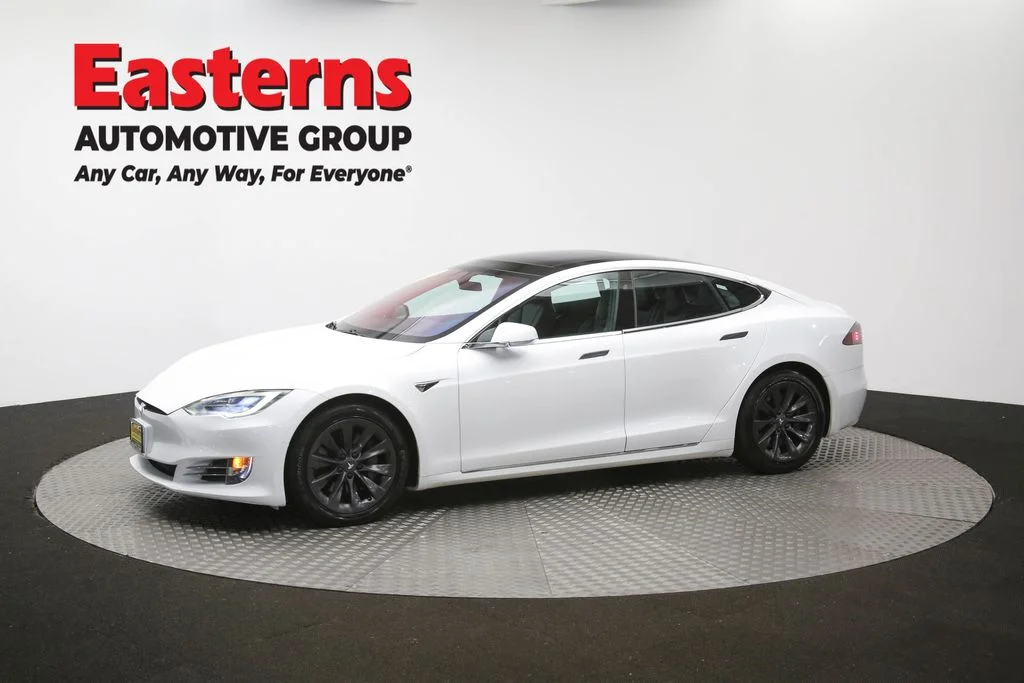 Used 2018 White Tesla 100D image 53