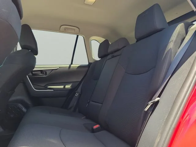 Used 2025  Toyota LE image 12