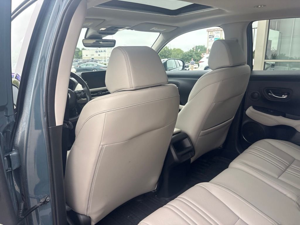Used 2024 Light Green Honda EX-L image 35