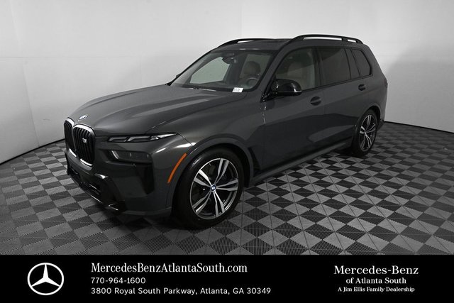 2024 BMW X7 M60i